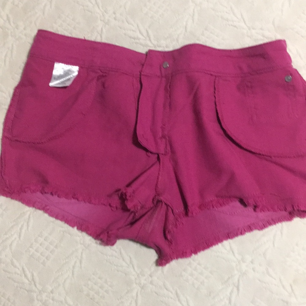 Pink Shorts - Picture 5 of 7